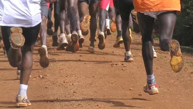 How Kenyan athletes prepare for success: Jackie Lebo at TEDxNairobi смотреть онлайн
