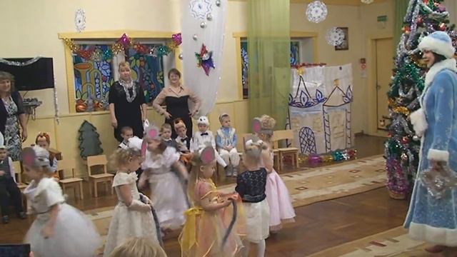 Новогодний Утренник Д/с №12 24.12.2014г. смотреть онлайн