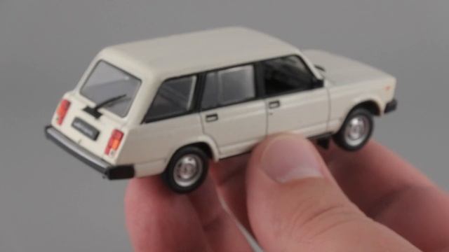 Советский универсал ВАЗ-2104 «Жигули» • Автолегенды СССР #43 • Масштабные модели автомобилей 1:43 смотреть онлайн