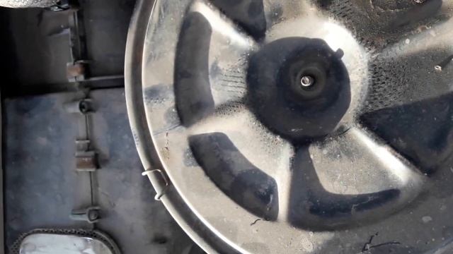 Замена трапеции дворников ваз 2110 со старого образца на новый.Старый образец шол с 1998 по 1999. смотреть онлайн