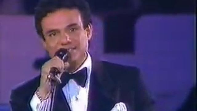 JOSE JOSE a dueto con Doña Margarita Ortiz..( MADRE ) en Siempre en Domingo 1990 PARTE 5. HQ смотреть онлайн