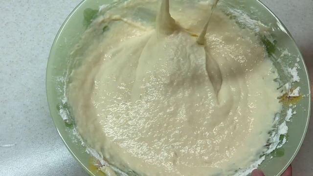 Ленивые ПИРОЖКИ или ОЛАДЬИ с луком и яйцом. Пышные, вкусные и совсем не жирные. смотреть онлайн