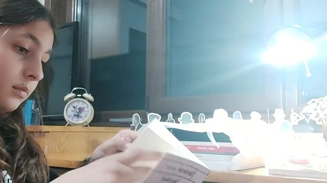 Yeni kitaplarımız gelmiş.Hoş gelmiş! смотреть онлайн