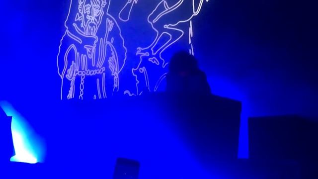 Yung Lean - Drop it / Scooter (Moscow) смотреть онлайн