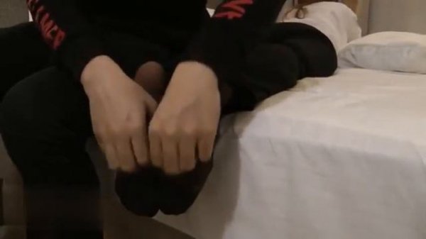 Chinese sisters tickled in nylon