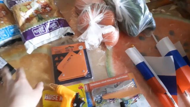 Наши продукты // устоновка новой теплицы . 6.05.21 . смотреть онлайн