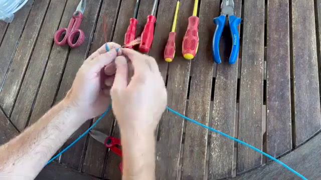 Как правильно соединить провода. Простое соединение проводов. смотреть онлайн