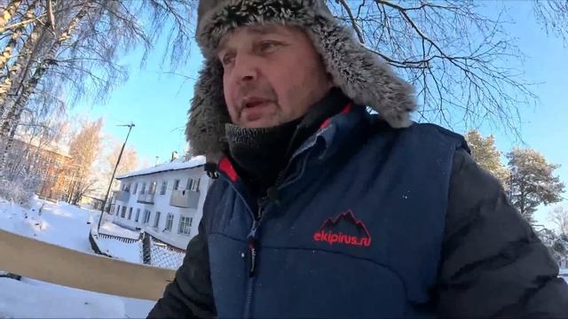 Как заводиться инверторный генератор в морозы. Подключаю болгарку. смотреть онлайн