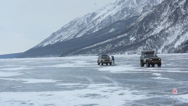 1255 км по льду Байкала на внедорожниках смотреть онлайн