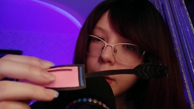 АСМР ? макияж БУМАЖНОЙ КОСМЕТИКОЙ ? | ASMR Makeup With Paper Cosmetics