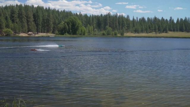 Traxxas Spartan Vs Traxxas M41 Widebody Catamaran