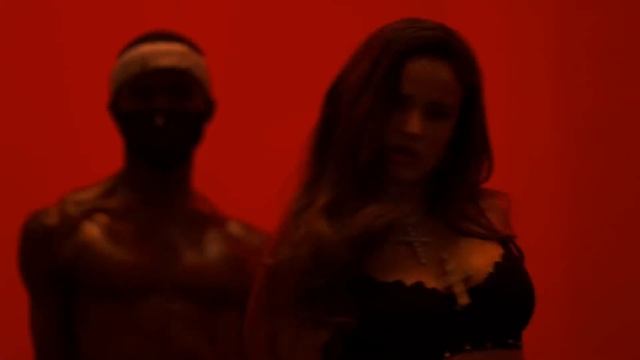 ROSALÍA - “Relación remix, TKN” Live | SAVAGE X FENTY fashion show (HD) смотреть онлайн