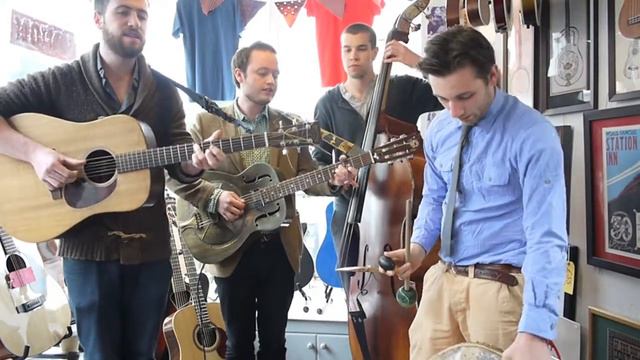 Felix Fables - A Little Rain смотреть онлайн
