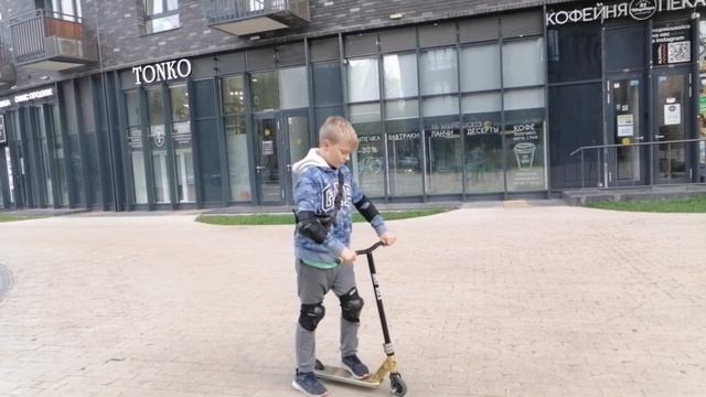 ТОП 10 ТРЮКОВ ДЛЯ НОВИЧКОВ! 1 ЧАСТЬ! смотреть онлайн