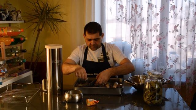 Холодное копчение рыбы ч.1 Засолка. смотреть онлайн
