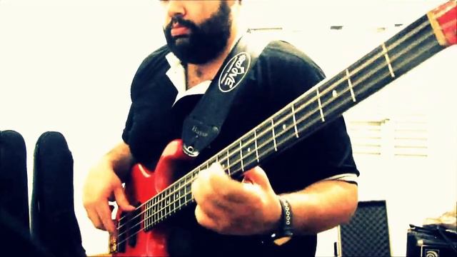 Pedulla Bass solo Victor Colmenero ! смотреть онлайн