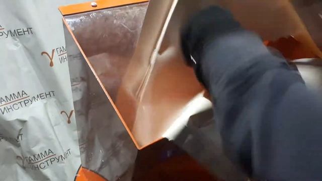 Дробление измельчение МИ-600+ дробление ПВХ пленки от мебельных фасадов калибровочная сетка 12 мм