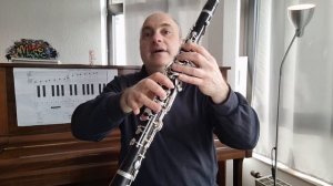 Как отличить на Кларнете немецкую систему от французской урок 5