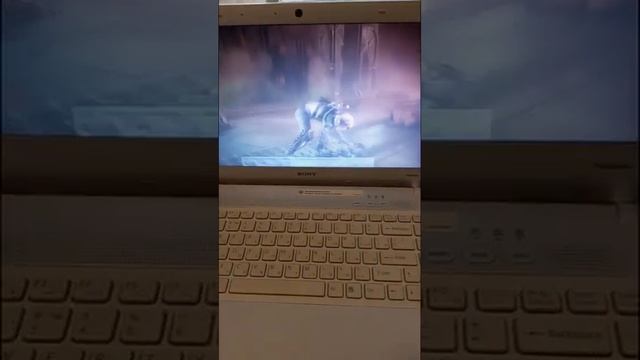 Sony Vaio PCG 61211V белый смотреть онлайн
