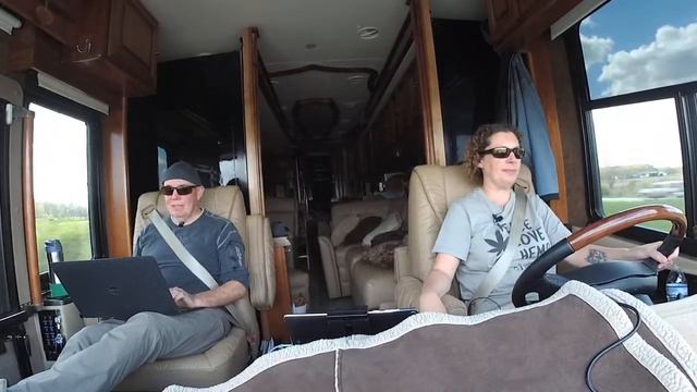 Heading Back To Byron NY from Burleson TX Day 2 of 3 смотреть онлайн