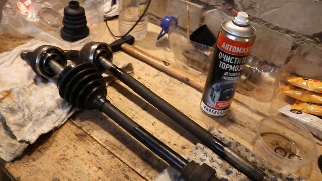 Авто #3 - замена смазки ШРУСов/ поменял пыльник на ШРУСе/ переборка полуосей Nissan Micra K12