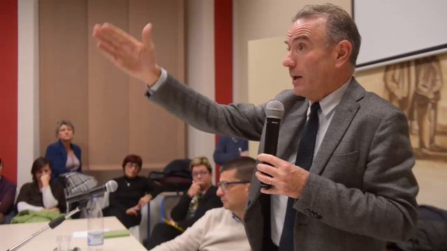 9 Marco Orsi Differenza tra scuola Tradizionale e scuola Senza Zaino смотреть онлайн