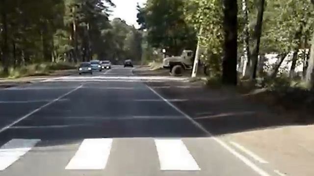 Проезд через Большую Ижору до заезда в лес. смотреть онлайн