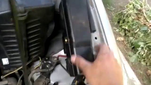 Mazda MPV 2004 LEFT SIDE PARKING LIGHT BULB REMOVAL/INSTALLATION смотреть онлайн