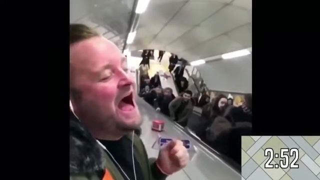 Почему не стоит петь на наушниках среди людей смотреть онлайн