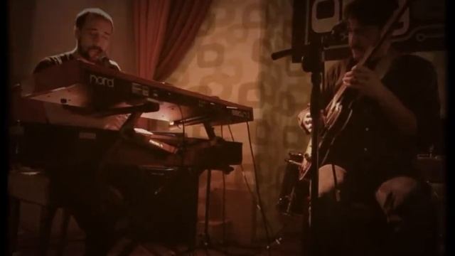 PISCIO AR MURO - GATTI MéZZI@ORIGAMI-LA SPEZIA - 28/12/13 смотреть онлайн