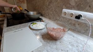 КОТЛЕТЫ из свино-говяжьего фарша на сковороде/котлеты из мяса и картошки