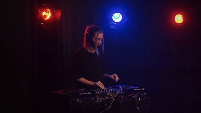 Luuna - Melodic techno & progressive House mix #house смотреть онлайн