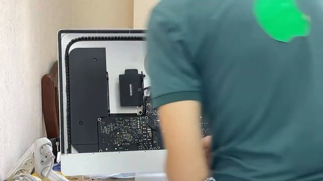 Апгрейд онлайн iMac 27 Mid 2017 A1419 часть - 2 смотреть онлайн