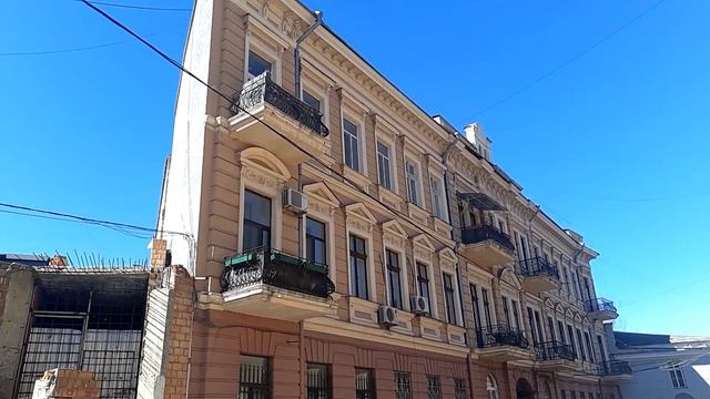 ОДЕССА ДОМ С ОДНОЙ СТЕНОЙ РАЗГАДКА смотреть онлайн
