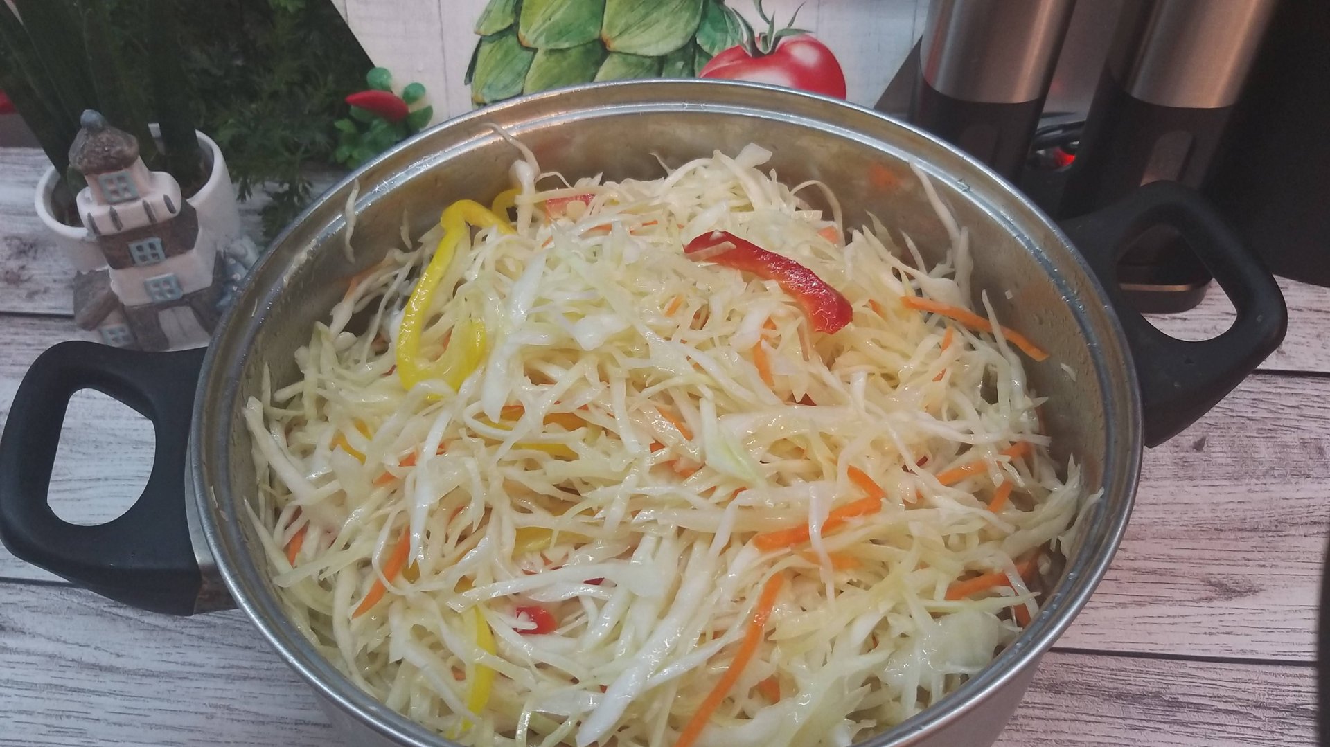 Хрустящая Капуста Провансаль Быстрого Приготовления! Самый популярный салат из капусты на зиму смотреть онлайн