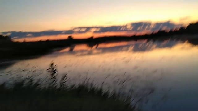 шлюз на закате, вид реки смотреть онлайн