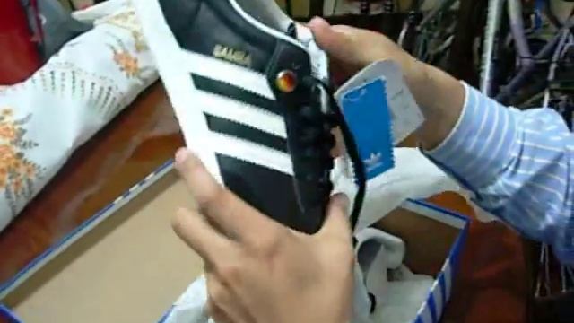 Adidas Samba Copa del Mundo смотреть онлайн