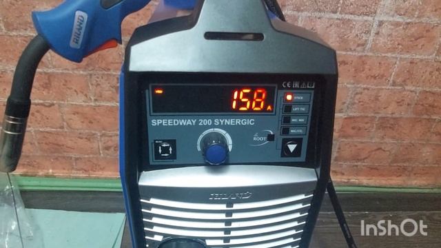 Полуавтомат Aurora Speedway 200 Synergic-как поменять режим 2Т на режим 4Т. смотреть онлайн
