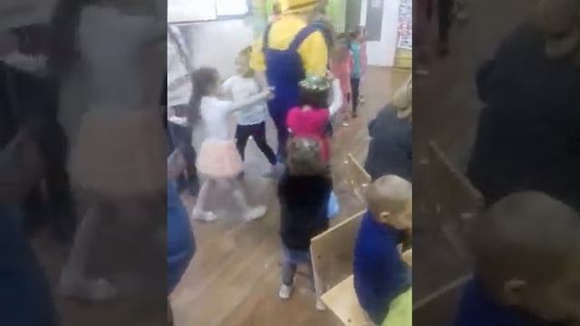 Когда кому-то медведь на ухо наступил, а ты очень голоден смотреть онлайн
