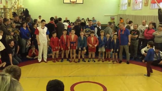 Стенка на стенку на Шаболовке смотреть онлайн