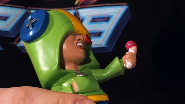 ЛЕОН ИЗ BRAWL STARS!!! ЧТО С НИМ НЕ ТАК? ТОП РОБ РАСПАКОВКА ФИГУРКИ С ALIEXPRESS! КРУТО ИЛИ ОТСТОЙ?