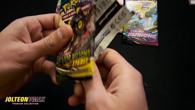 APRIAMO LA NUOVA COLLEZIONE PREMIUM ⚡ *JOLTEON VMAX* смотреть онлайн