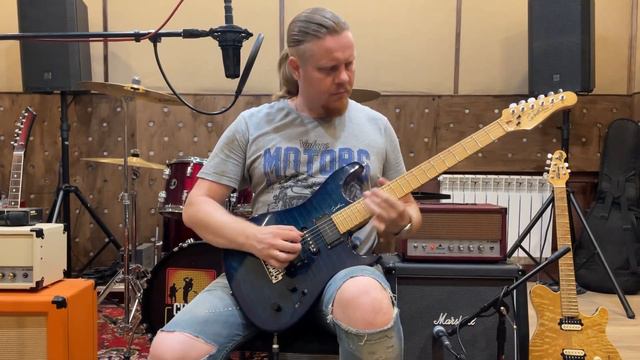 В Руках Канада | Godin Freeway Classic #канадскаягитара #нупогоди #godinguitars