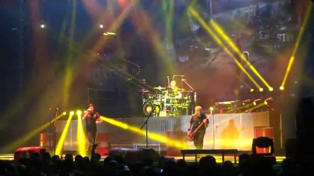 Three Days Grace "Matt Walst" I Hate Everything About You Live Reading,PA 2013 смотреть онлайн