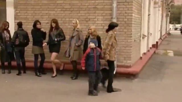 ну мам купи почему папи можно а мне нет ребятам на фронт 2202 2003 4591 2586 смотреть онлайн