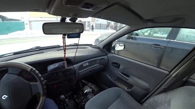 Проедем на Рено Меган 1 от первого лица.[[]]Renault Megane 1.4 16v универсал 2000 г.в смотреть онлайн