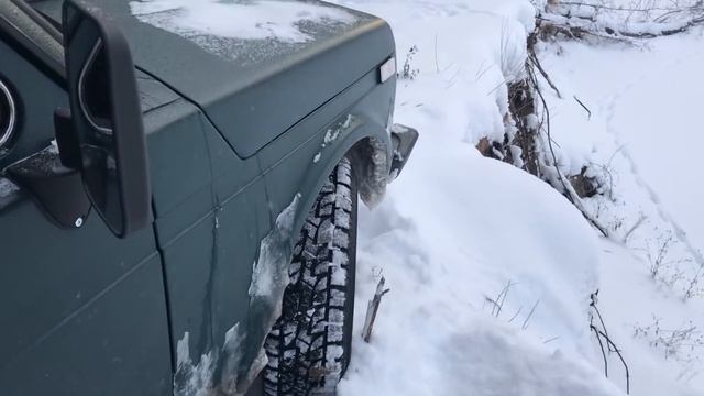 НИВА соскальзывает в ОБРЫВ! | жарим АНАНАС! смотреть онлайн