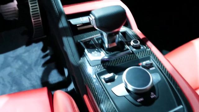 New 2018 Audi R8 V10 Plus Interior Tour - Red Leather Seats - 2017 LA Auto Show смотреть онлайн
