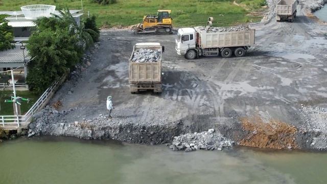 Mind Blowing Operation Deep Water Pond Fill Up By Stone That Will Achieve 100% Complete смотреть онлайн