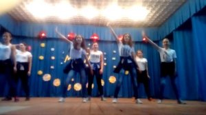 Классный и легкий танец на 8 Марта!!)